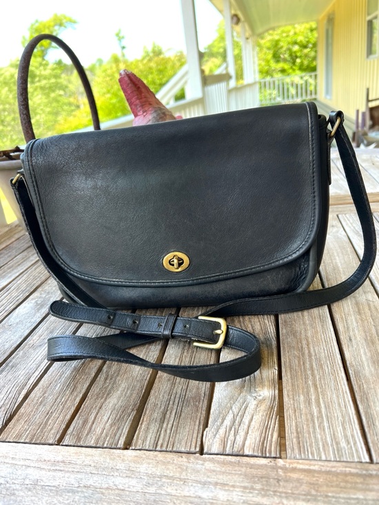 Coach Handbags - Vintage Retro Pre-1994 Coach Black City Bag style number 9790